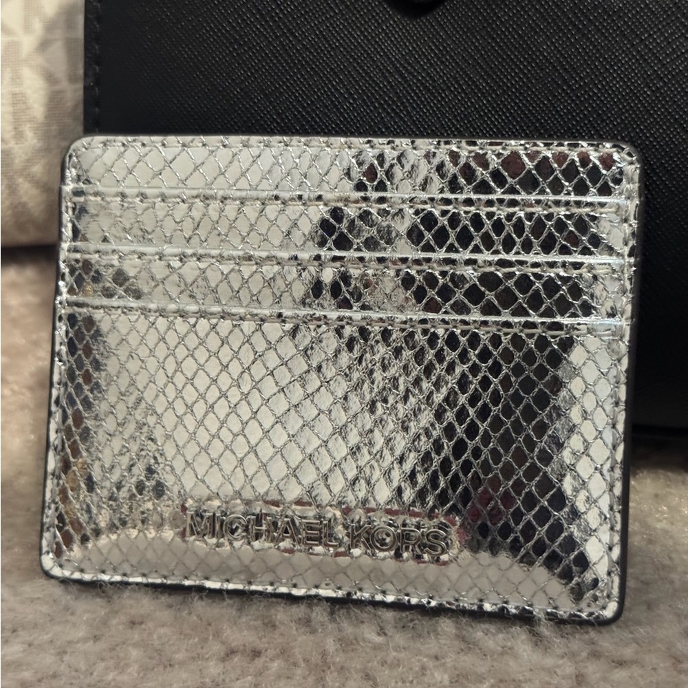 Michael Kors Metallic Jet Set Silver Card Holder